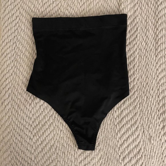 Spanx - Suit Your Fancy High-Waisted Thong - Picture 4 of 6